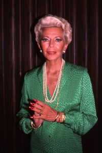 Lana Turner 1982 NYC.jpg